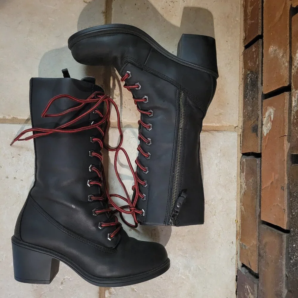 Waterproof Leather Kodiak Lace-up Boots - Picture 2 of 8